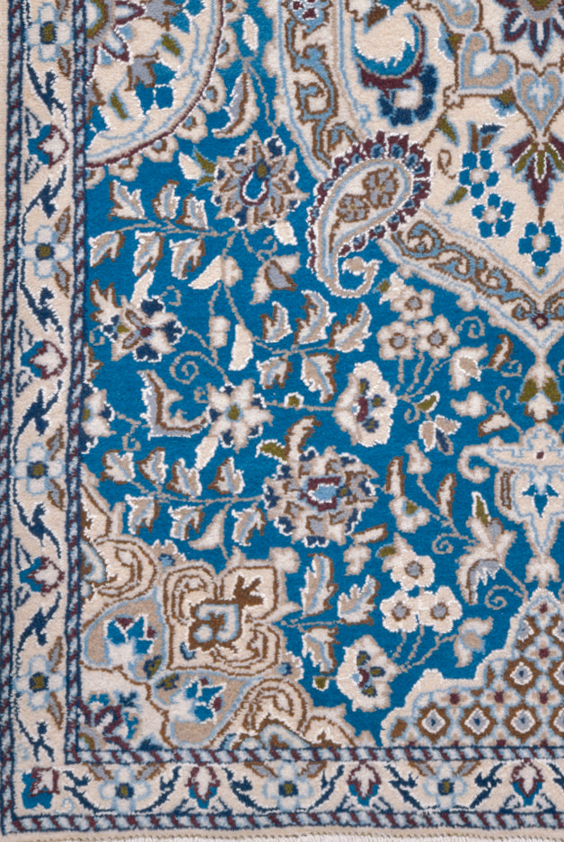 Traditionelles Schah-Abbas-Muster auf Nain-Teppich